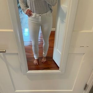 White skinny jeans